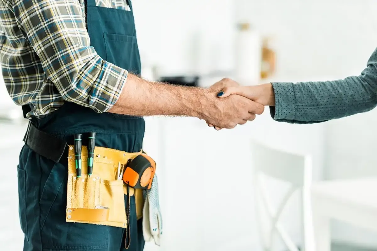 What Tasks Can a Handyman Help With When You Move?