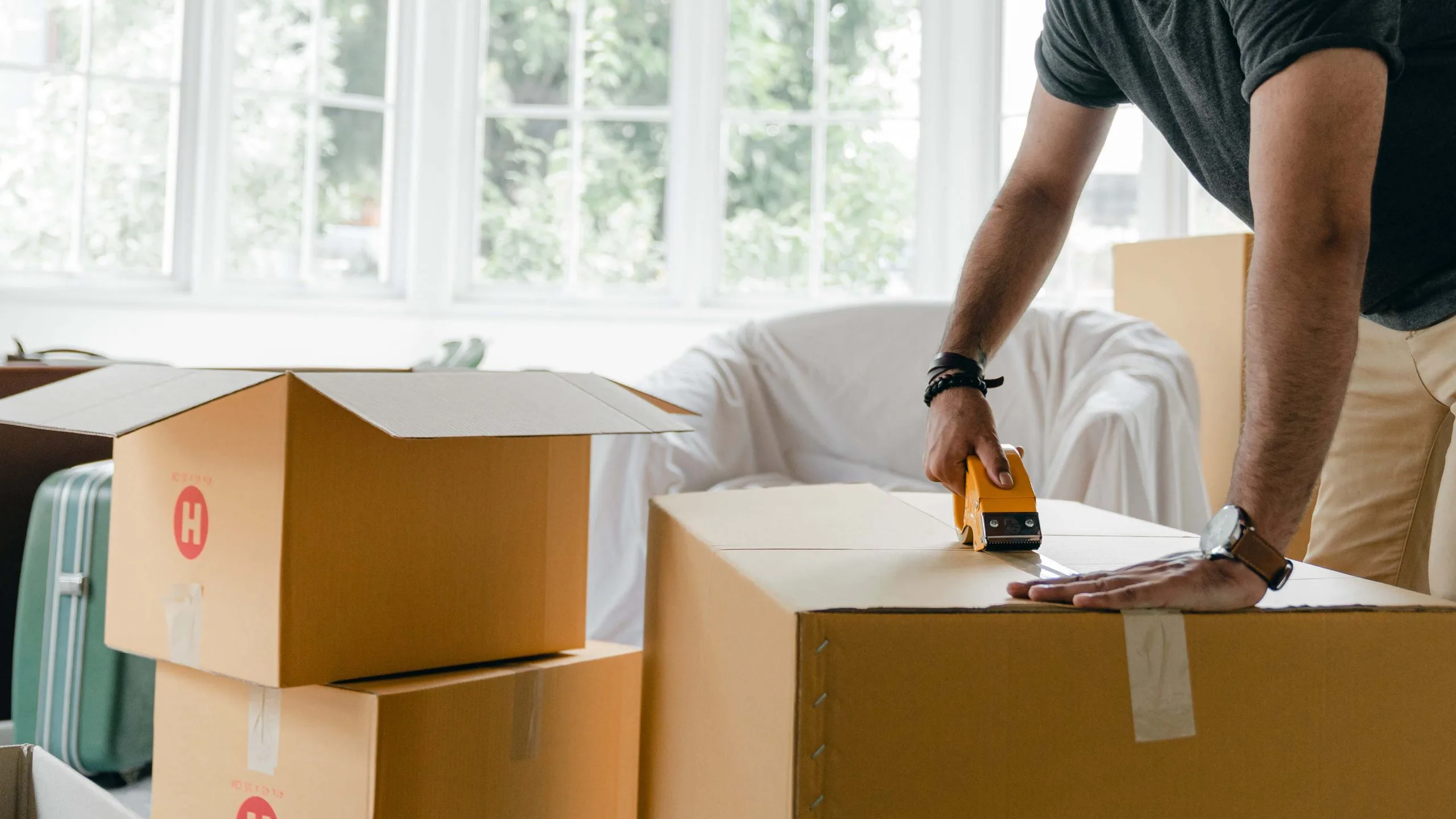 Professional Packing and Unpacking for Country Removals